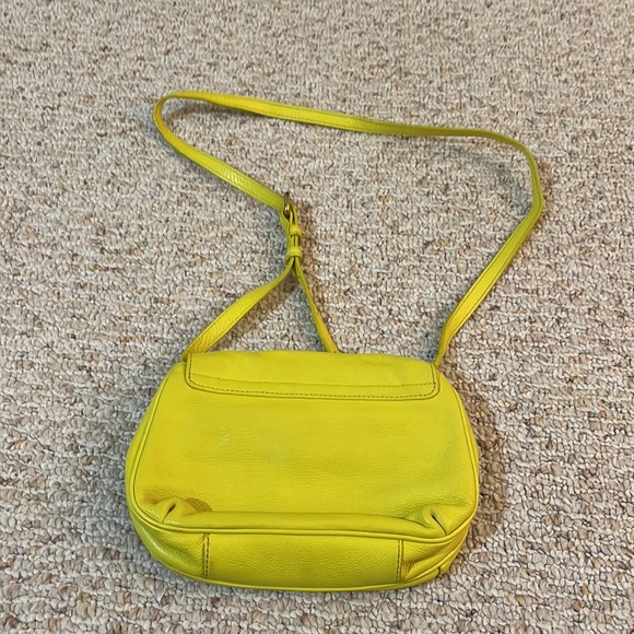 Marc by Marc Jacobs Neon Yellow Leather Crossbody Bag - Picture 3 of 5